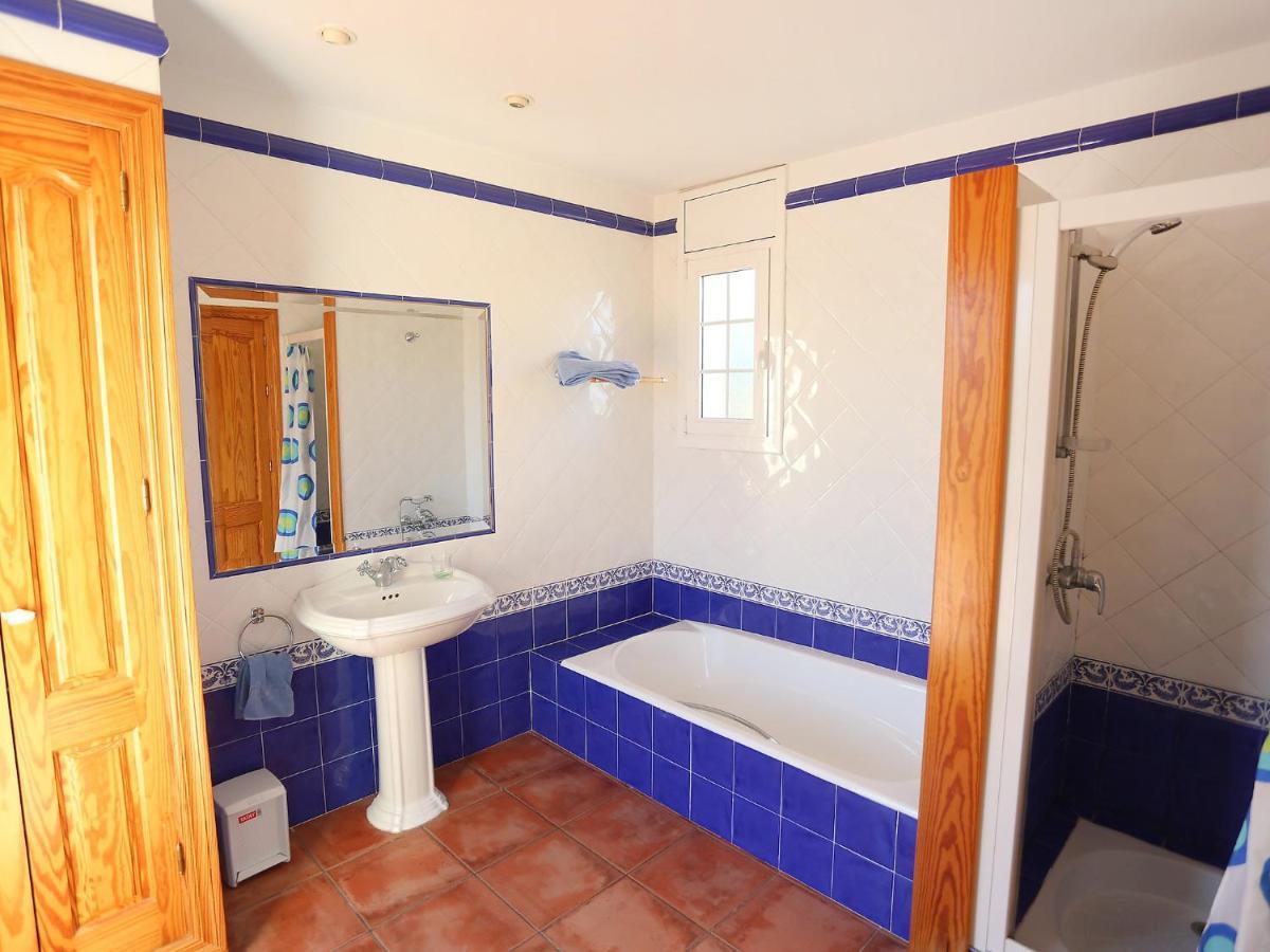 Villa Villa Caleta By Interhome Les Tres Cales Luaran gambar